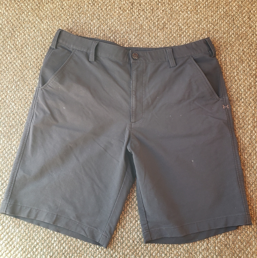 Under Armour, 38, shorts